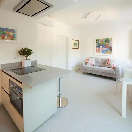 Via Apartment